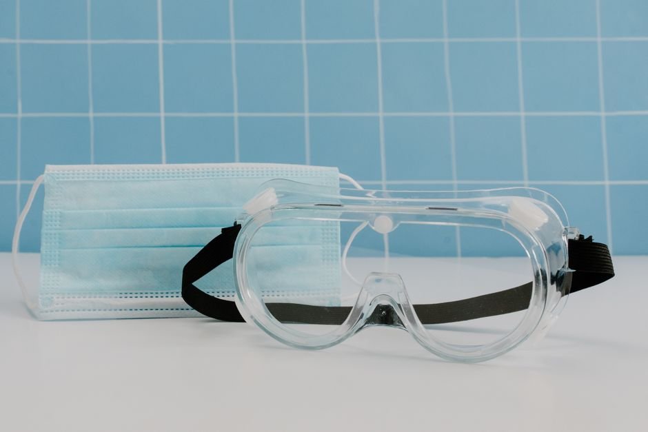 Anti-Fog Safety Glasses - Image 2